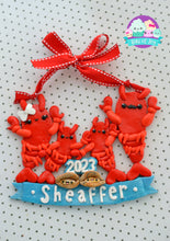 Load image into Gallery viewer, Animal Family Ornaments