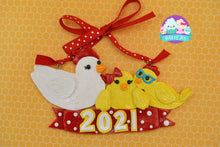 Load image into Gallery viewer, Animal Family Ornaments