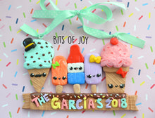 Load image into Gallery viewer, Foodie Family Ornament