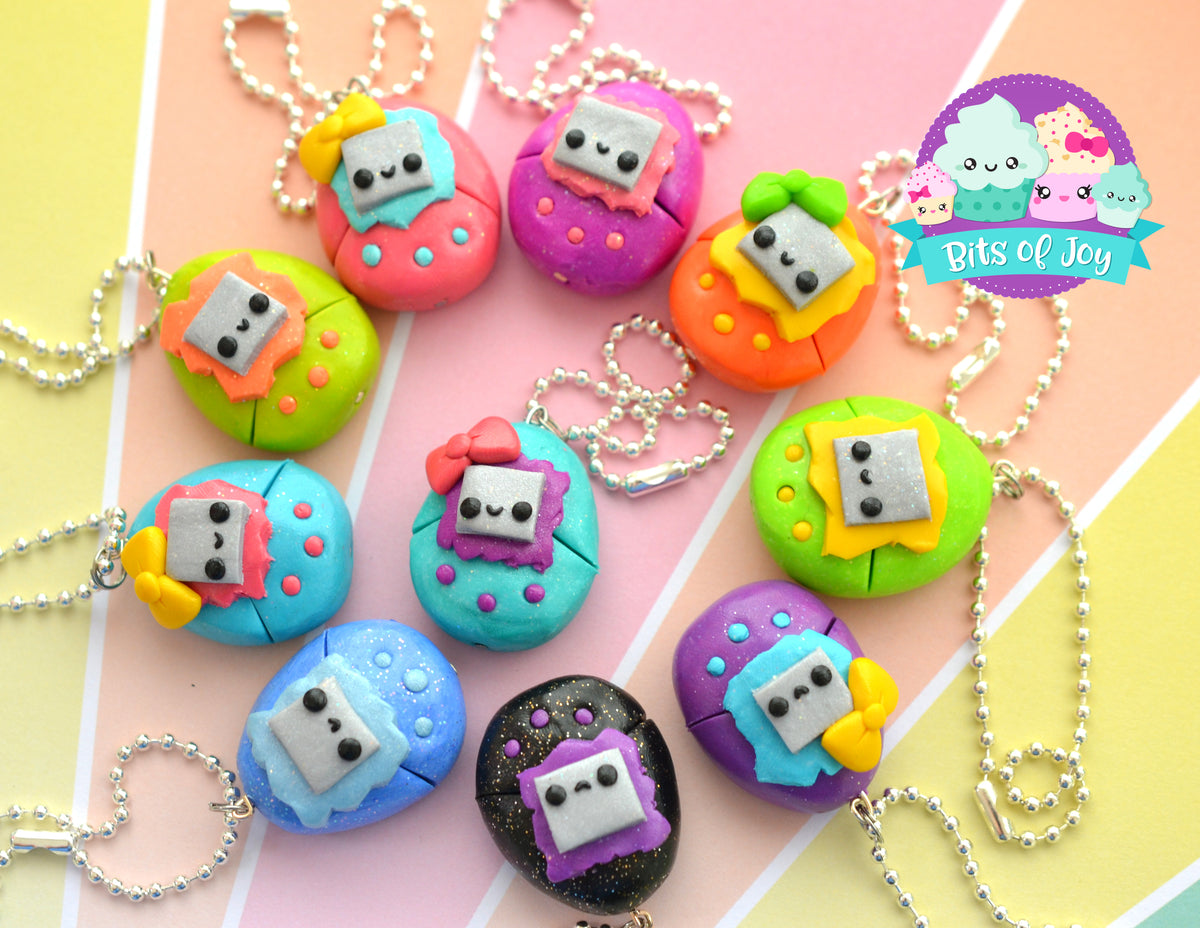 Kawaii Tamagotchi Keychain – Bits of Joy