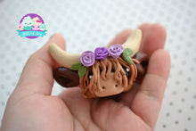 Load image into Gallery viewer, polymer clay highland cow air plant holder