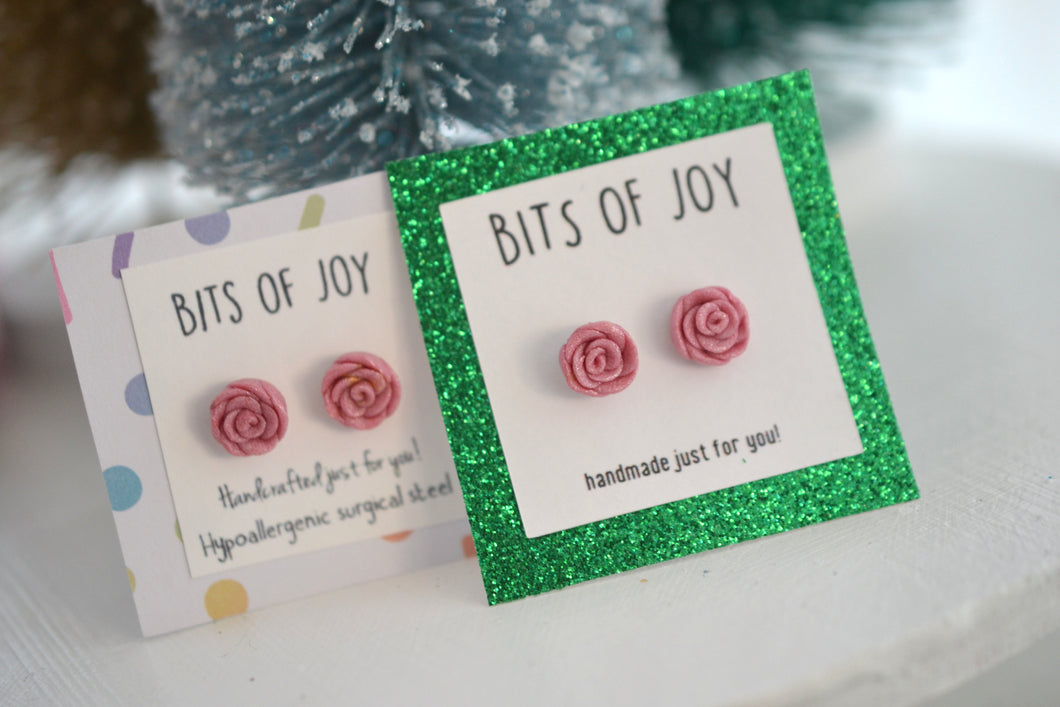 Shimmery pink pearl rose studs