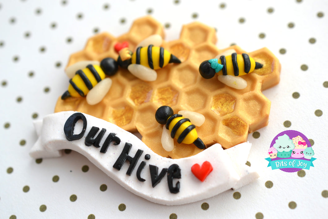 Honeycomb Family Bee Magnet