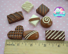 Load image into Gallery viewer, Realistic Chocolate Magnet Sets