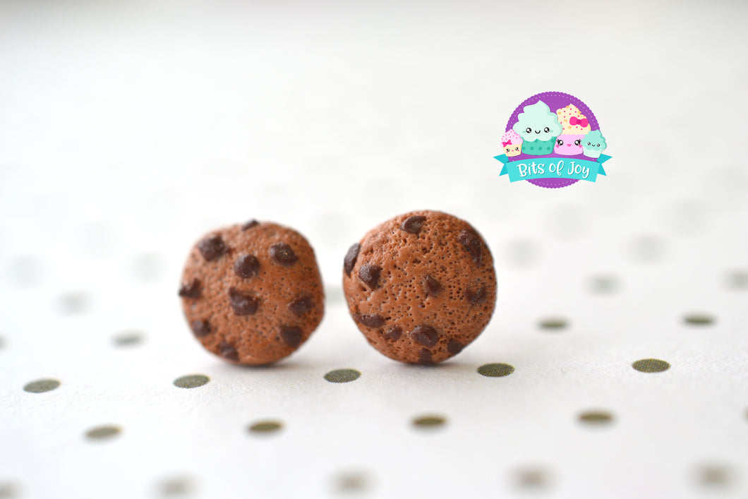 Chocolate Chip Cookie and Milk Studs