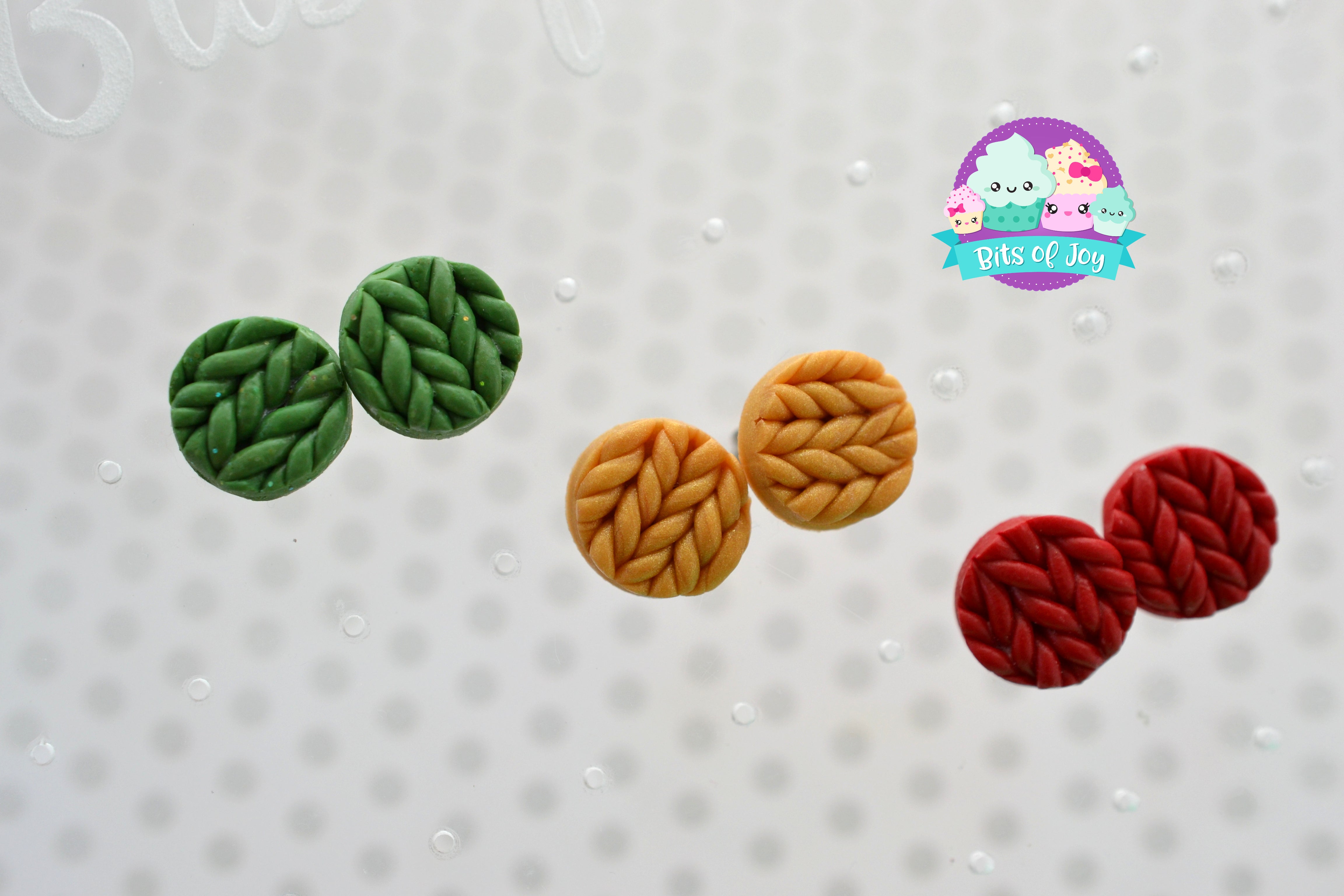 Knitted Sweater Studs – Bits of Joy