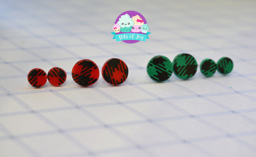 Mommy & Me Plaid Silkscreen Studs