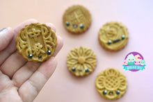 Load image into Gallery viewer, One Ready to Ship Mooncake Magnet Set