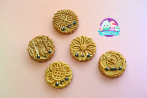 One Ready to Ship Mooncake Magnet Set