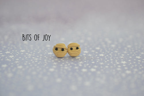 Mummy Studs