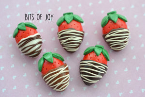 Chocolate Covered Strawberry Magnet